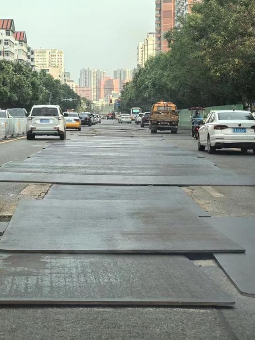荆州雨季泥地保通,工地钢板出租规格怎么定